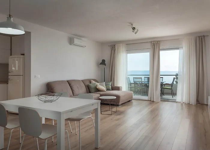 Penthouse Mak Makarska