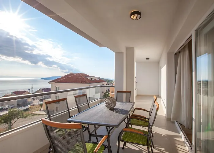 Penthouse Mak