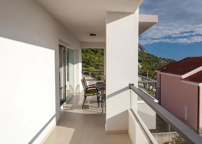 Penthouse Mak Daire Makarska