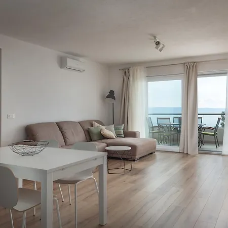 Penthouse Mak Makarska