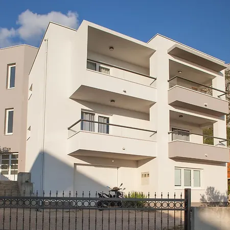 Penthouse Mak Appartamento